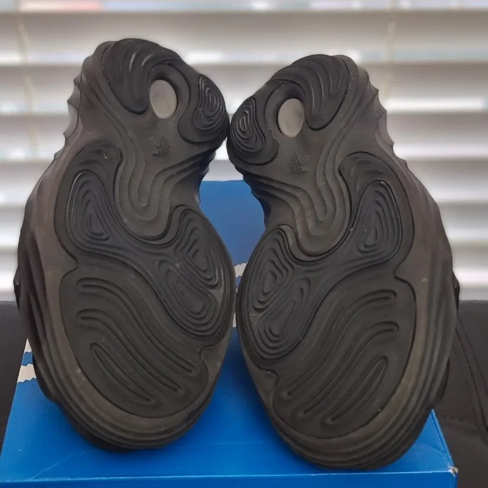 Addidas - Picture 3 of 6